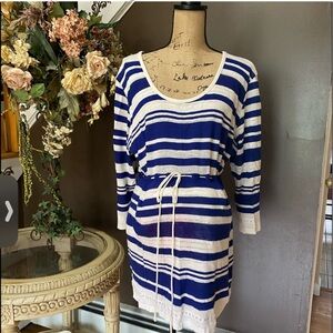 Motherhood materinity light weight top xl